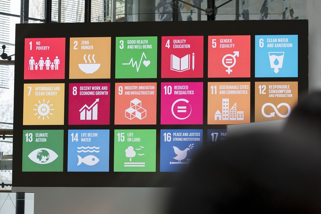 Vernieuwd afwegingskader helpt ambtenaren met SDG-proof maken van beleid en regelgeving